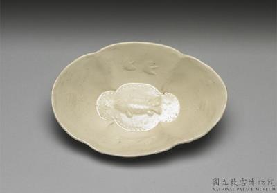 图片[2]-Cup with impressed fish pattern I white glaze, Ding ware, late tang dynasty-China Archive